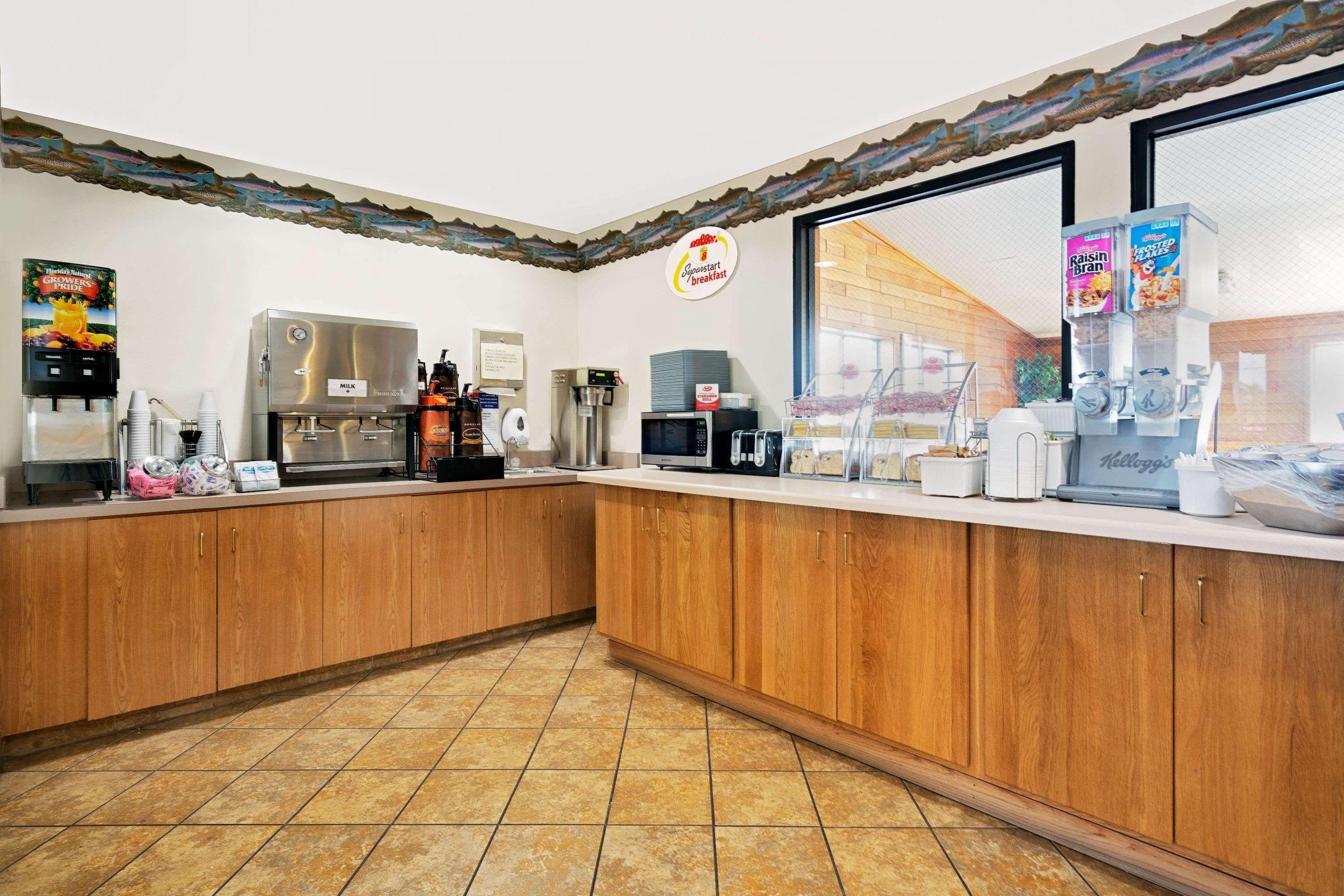 Hotel Super 8 By Wyndham Ashland Exterior foto