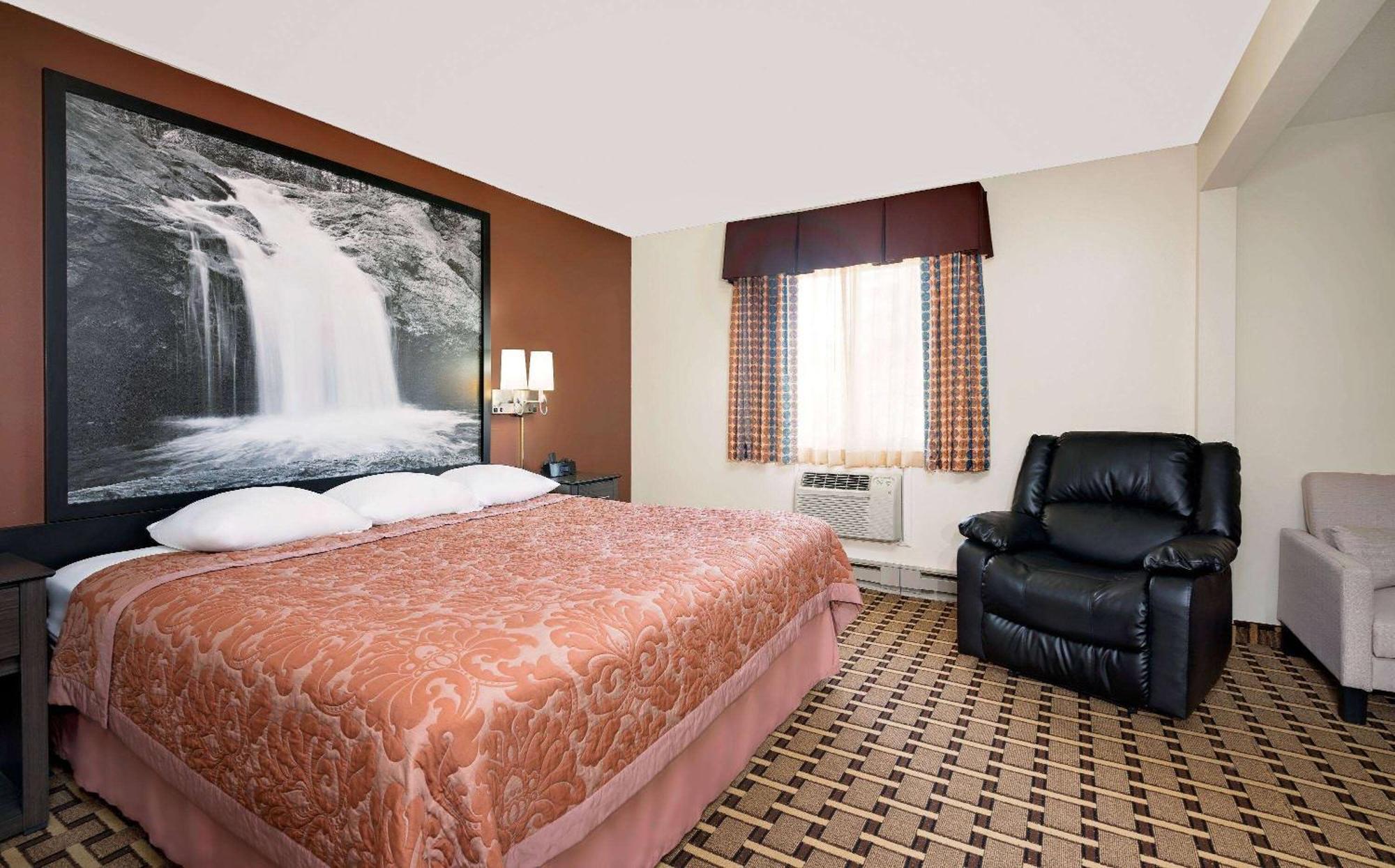 Hotel Super 8 By Wyndham Ashland Exterior foto
